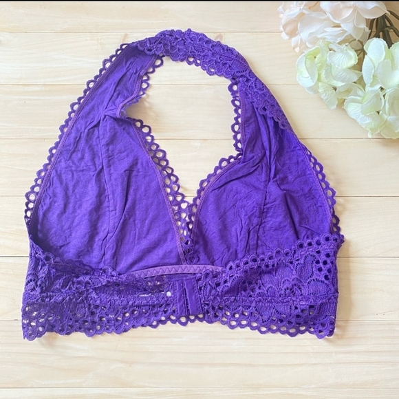 Lace Halter Bralette ♡ - Picture 3 of 6